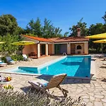 Biljana By Interhome فيلة